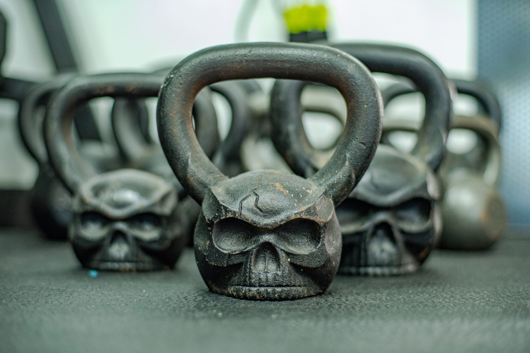 Skull kettlebells
