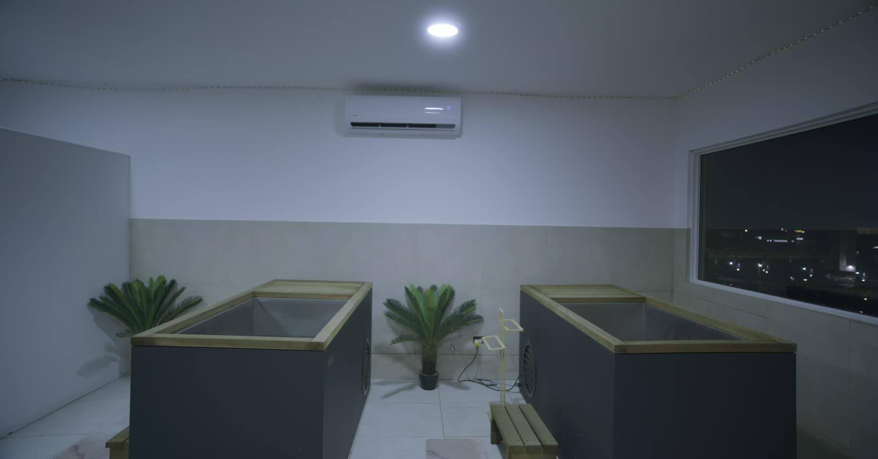 Cold plunge recovery suite at Welches
